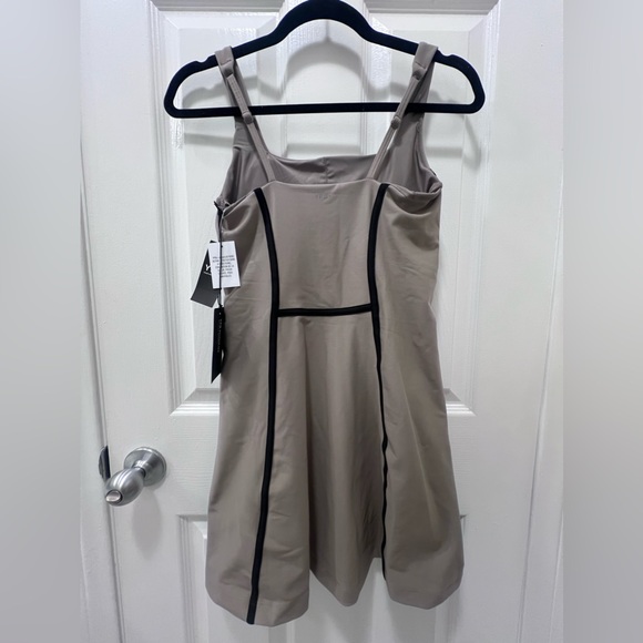 Abercrombie YPB sculptLUX Mini Dress - Picture 2 of 8